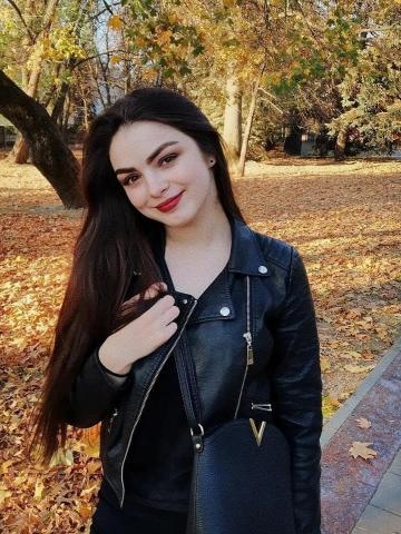 Людмила Потрясающая Блондинка